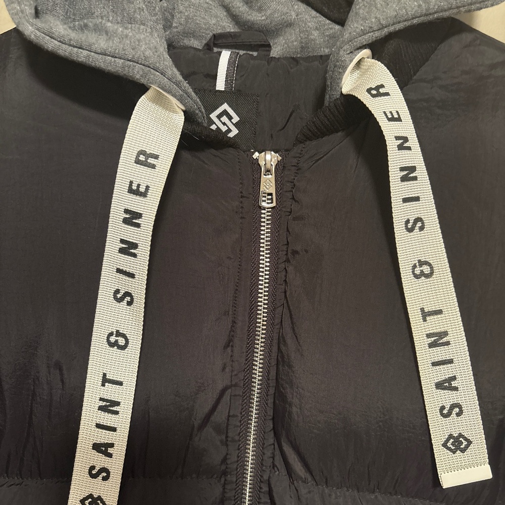 Saint & Sinner puffer jacket size M never worn with attached grey hoodie